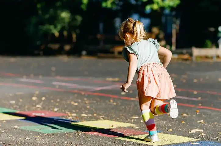 Games suitable for children to play outdoors